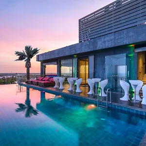 Regal Reseau & 4* Negombo