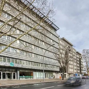 Titanic Comfort Kurfuerstendamm Almanya